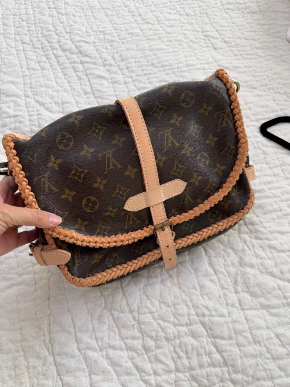 Vintage Boho Louis Vuitton Saddle Bag Style